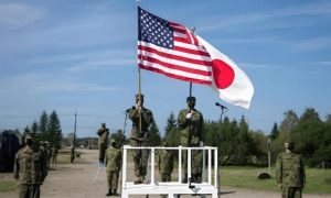 九三阅兵在即，石破茂暴露真面目，千方百计阻扰，他们在害怕什么？专家三句话揭其软肋